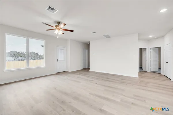 $269,900 | 414 University Avenue, Troy, TX 76579