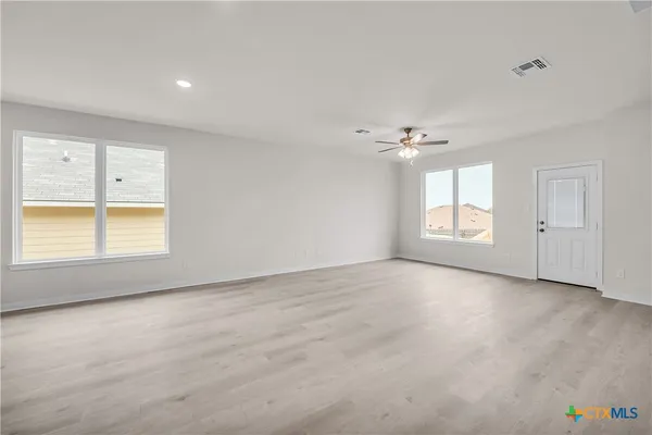 $269,900 | 414 University Avenue, Troy, TX 76579