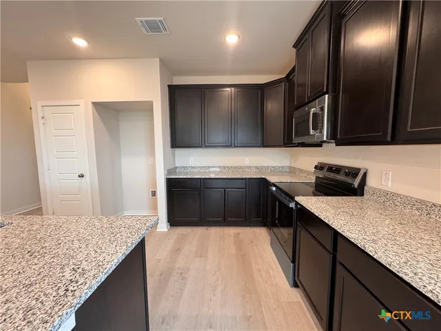 $279,600 | 414 University Avenue, Troy, TX 76579