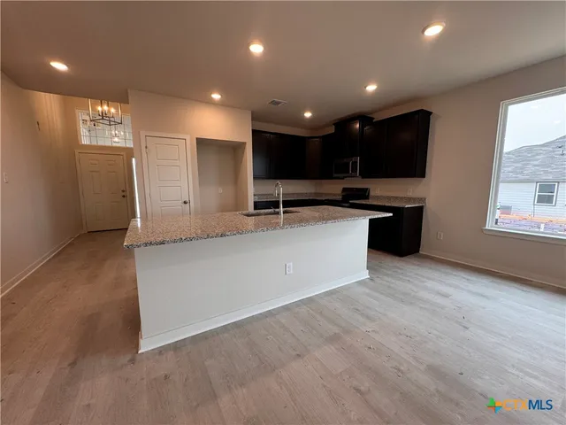 $279,600 | 414 University Avenue, Troy, TX 76579