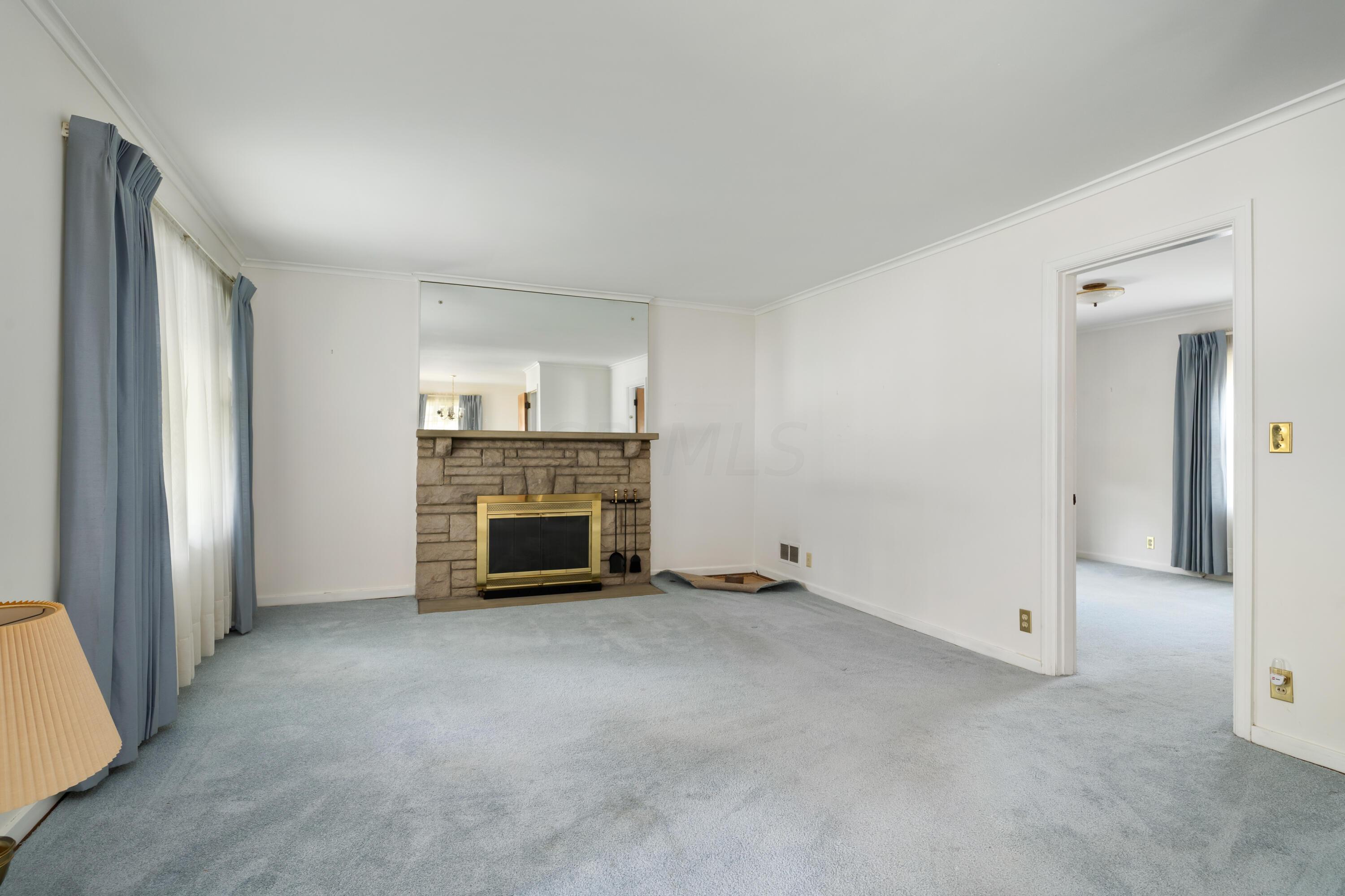 160 Nottingham Road Columbus, OH 43214 - Photo 3 of 20 160 Nottingham Rd_MLS_5