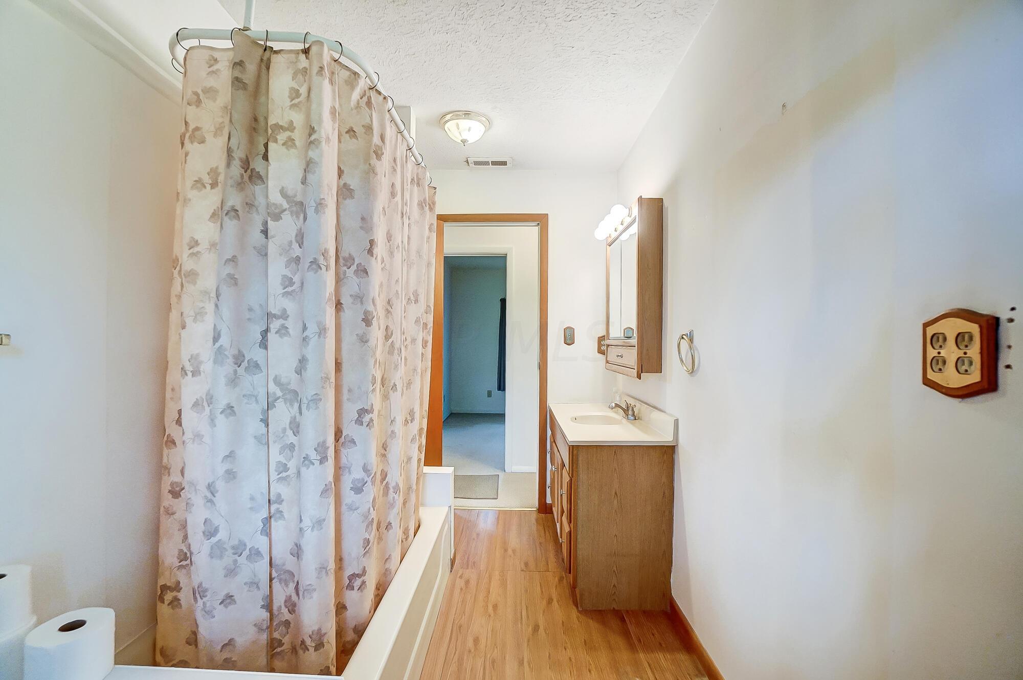 9343 McCord Road Orient, OH 43146 - Photo 23 of 47 025