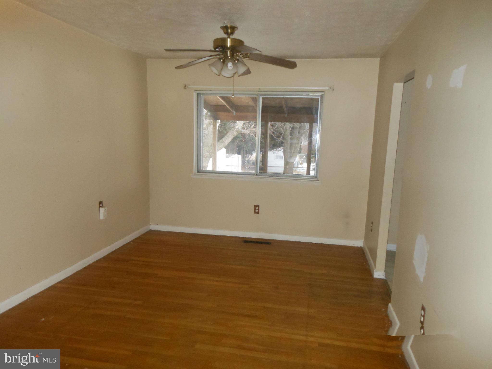1403 Adamsview Road Catonsville, MD 21228 - Photo 4 of 13 Dining Room