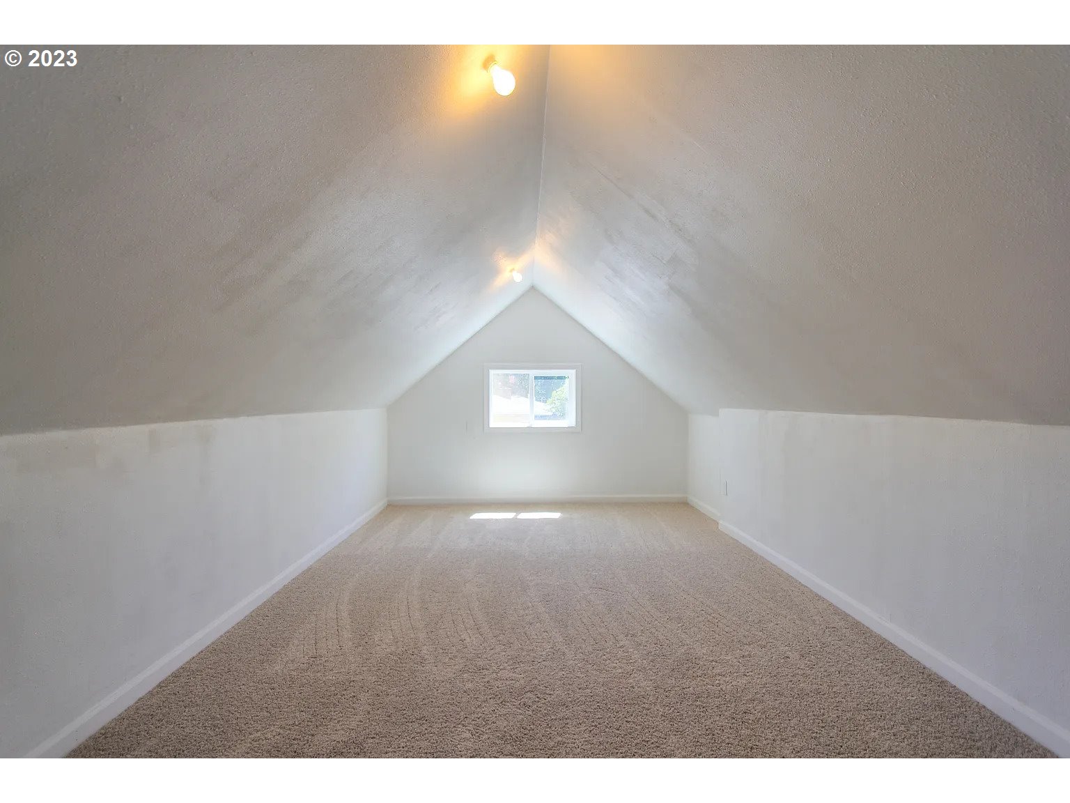 711 Southeast 5th Street Gresham, OR 97080 - Photo 14 of 25 a view of an empty room and window