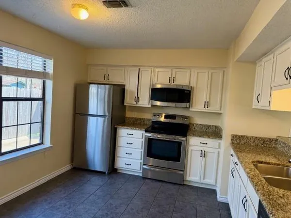 $227,000 | 716 West Mulberry Street, Unit 1C, Denton, TX 76201