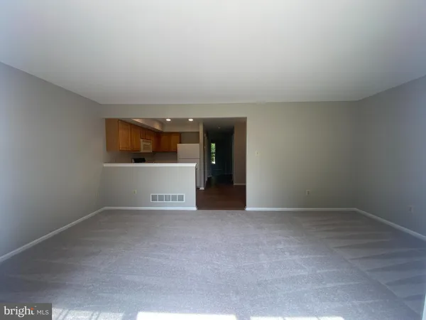 a view of empty room with an empty space