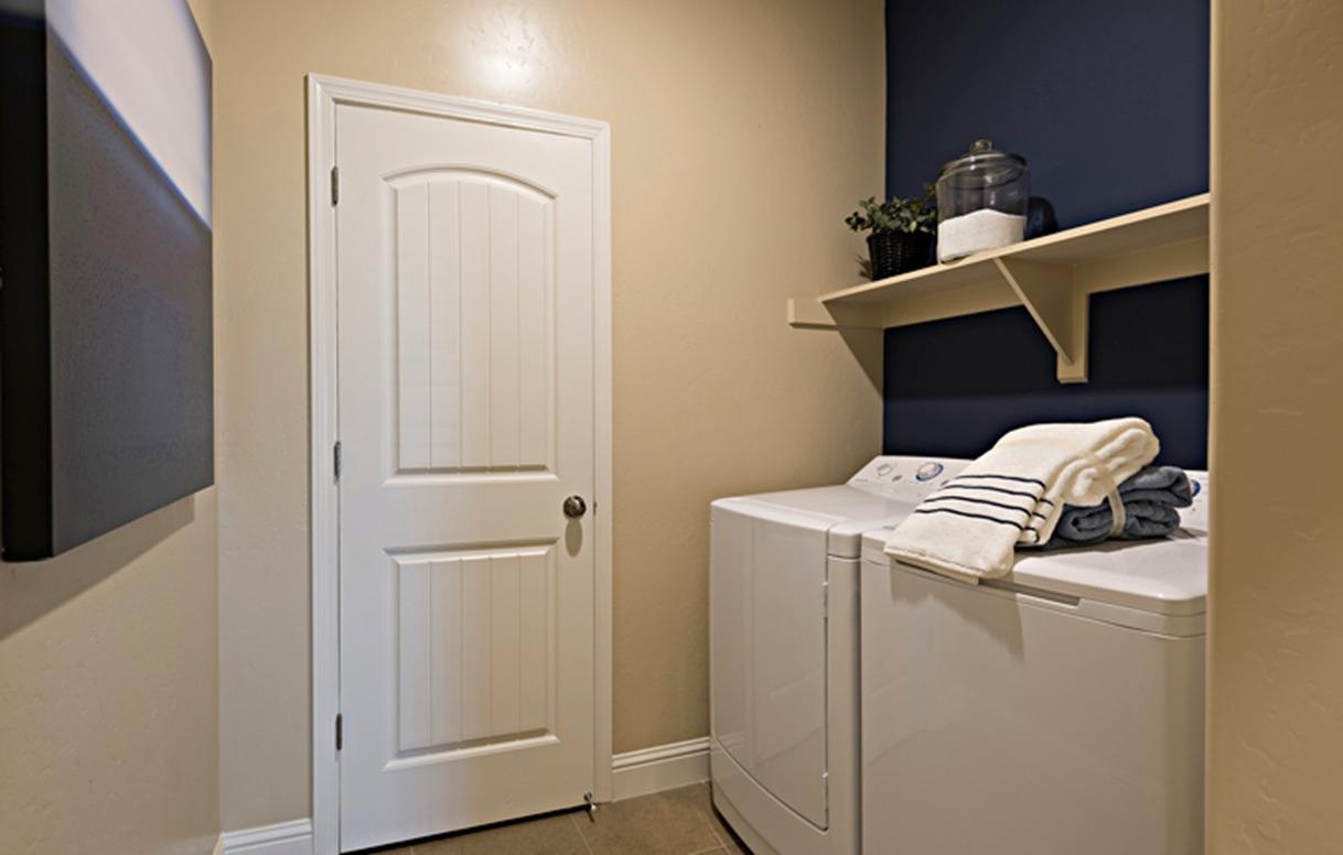 770 Strada Street, Unit 40 Lemoore, CA 93245 - Photo 9 of 10 Gallery Image 9