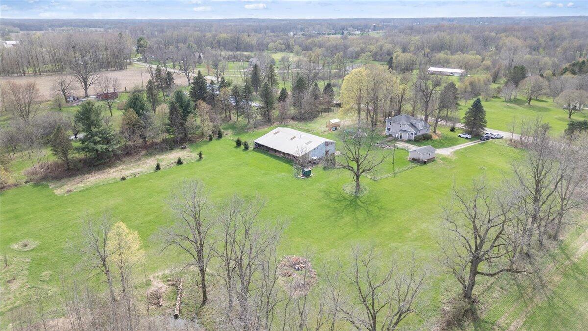 975 South Elliott Road Fowlerville, MI 48836 - Photo 37 of 56 42-Media Jett - 09
