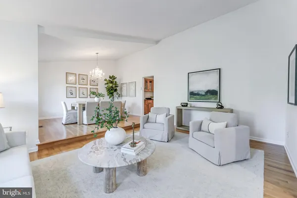 $1,325,000 | 1807 Abbey Glen Court, Vienna, VA 22182