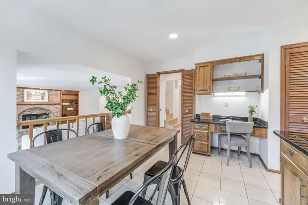 $1,325,000 | 1807 Abbey Glen Court, Vienna, VA 22182