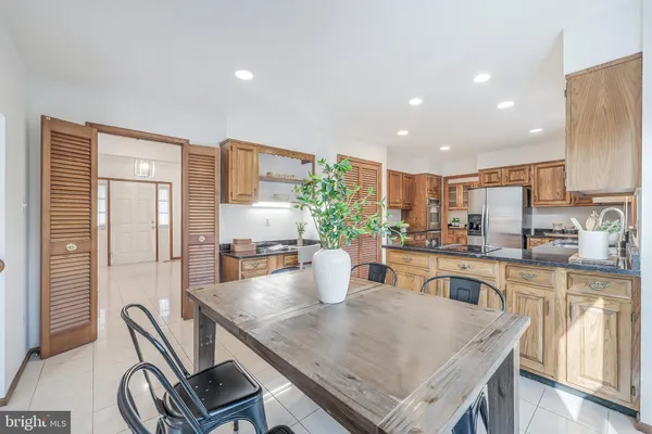 $1,325,000 | 1807 Abbey Glen Court, Vienna, VA 22182