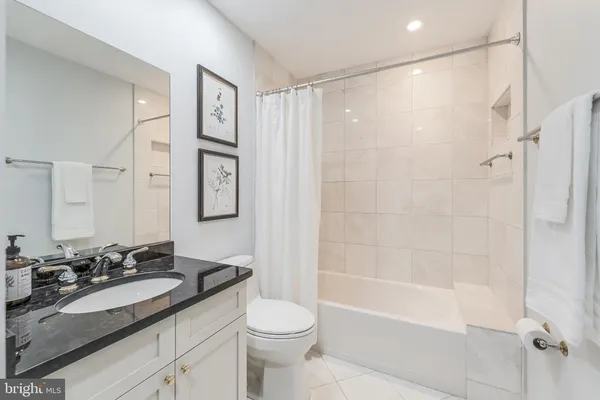 $1,325,000 | 1807 Abbey Glen Court, Vienna, VA 22182