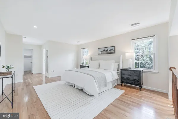 $1,325,000 | 1807 Abbey Glen Court, Vienna, VA 22182