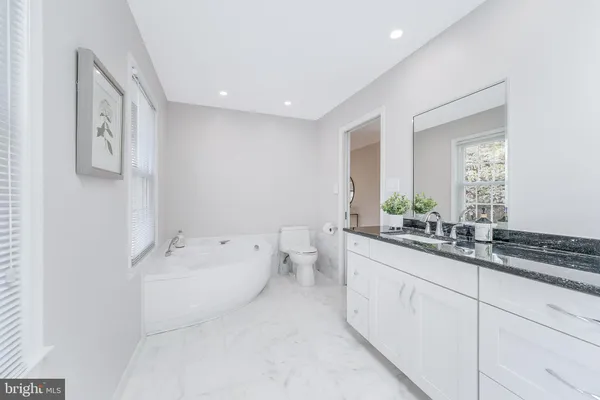 $1,325,000 | 1807 Abbey Glen Court, Vienna, VA 22182