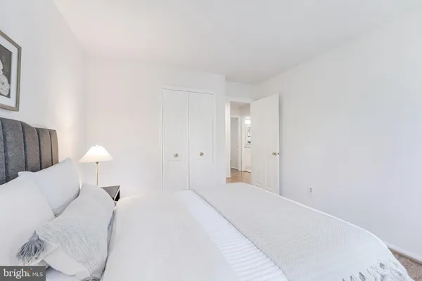 $1,325,000 | 1807 Abbey Glen Court, Vienna, VA 22182