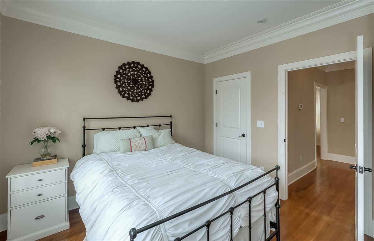 1135 Richmond Road Lexington, KY 40502 - Photo 15 of 52 Photo 15