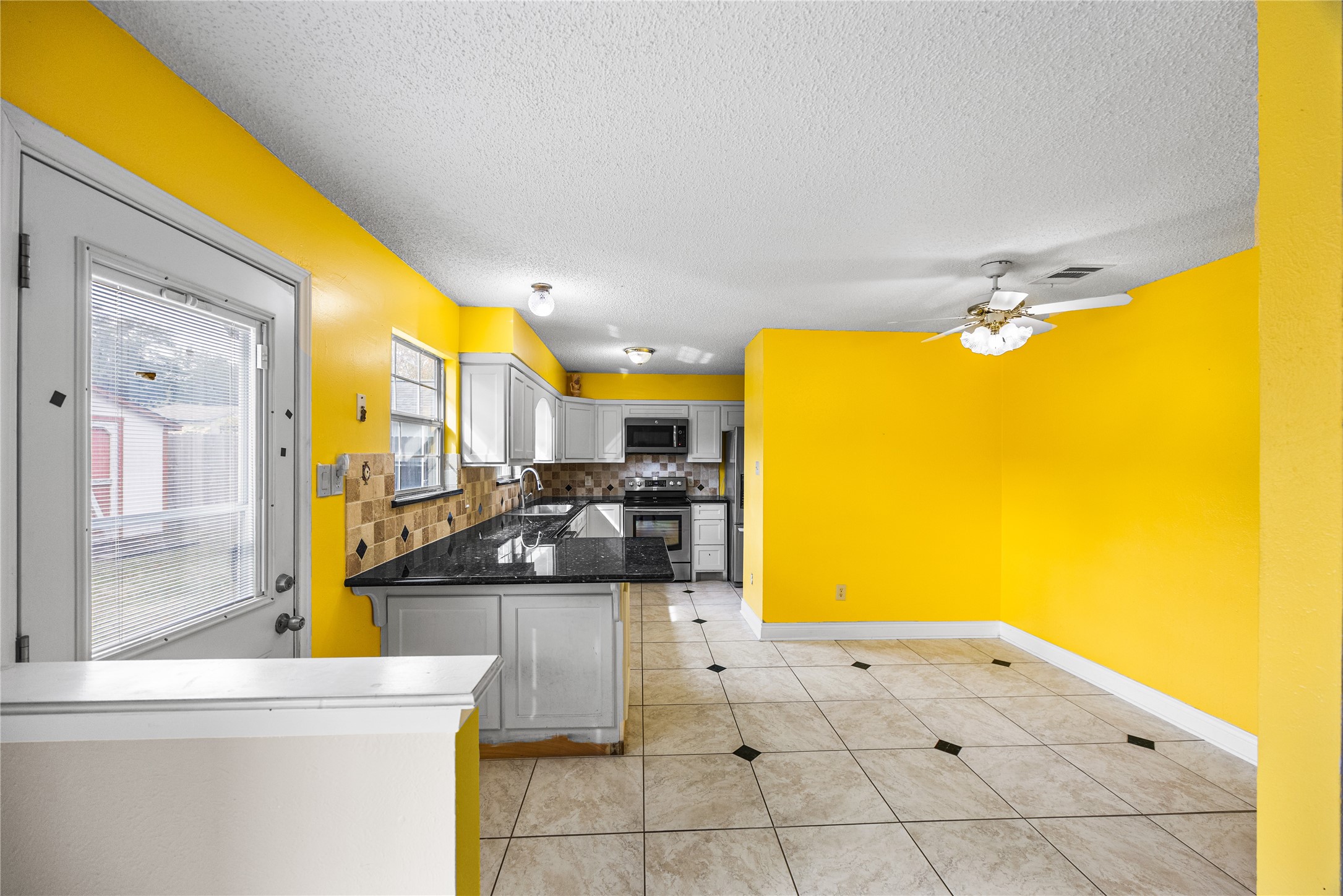 7211 Sandswept Lane Houston, TX 77086 - Photo 16 of 29