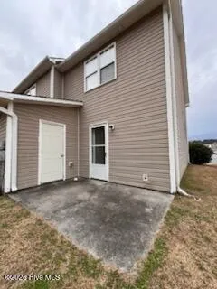 $1,200 | 310 Streamwood Drive, Jacksonville, NC 28546