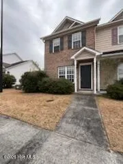 $1,200 | 310 Streamwood Drive, Jacksonville, NC 28546