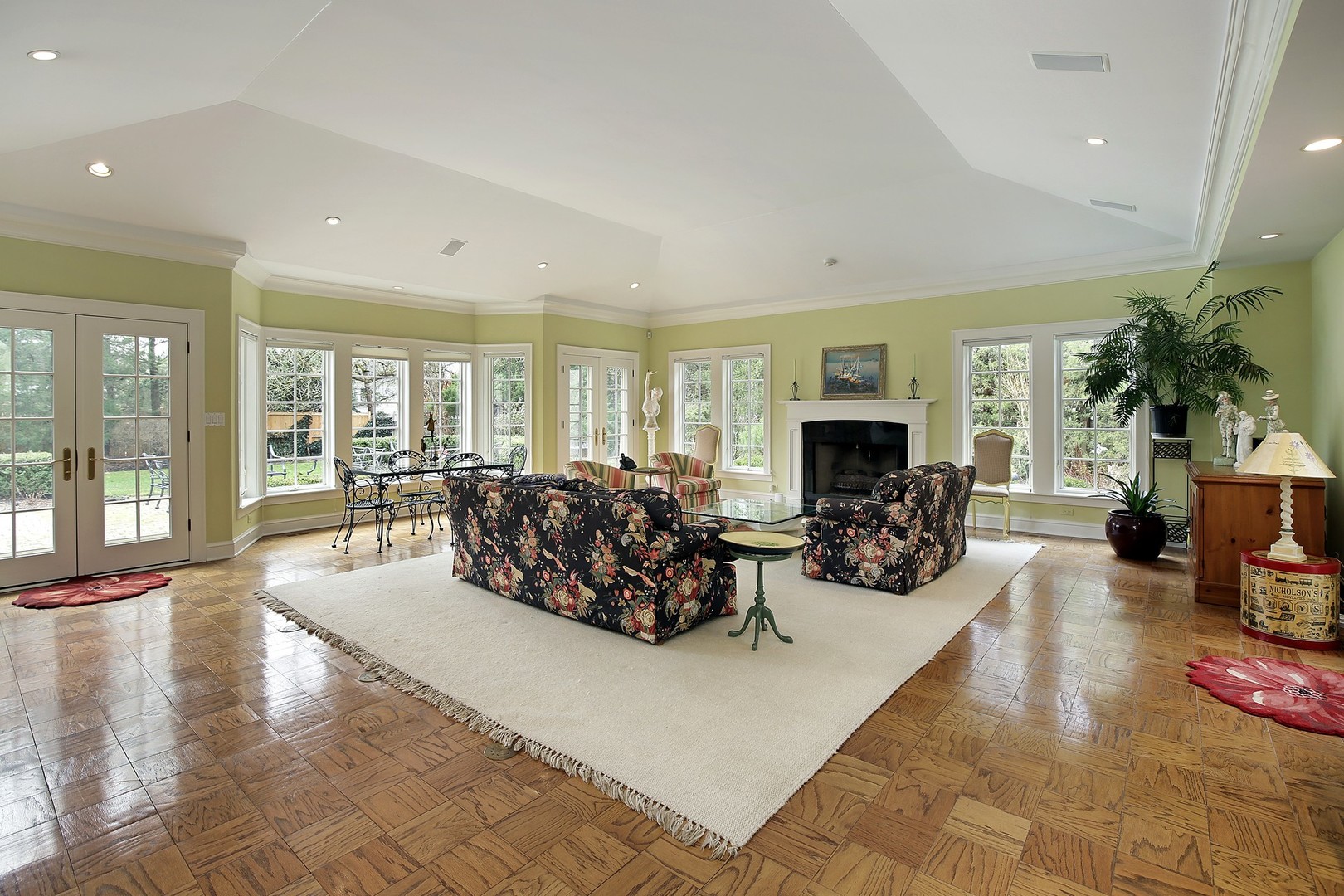 1040 Starr Road Winnetka, IL 60093 - Photo 10 of 31