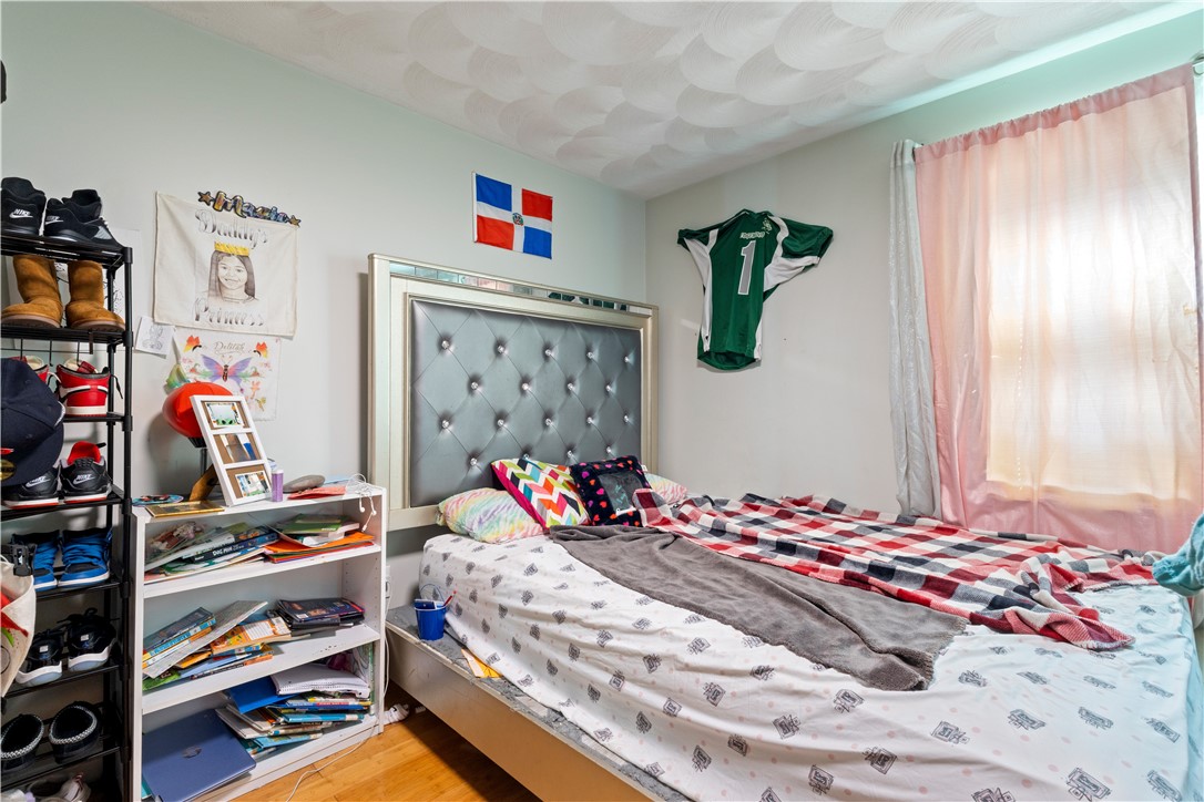 65 Perkins Avenue Cranston, RI 02910 - Photo 13 of 23