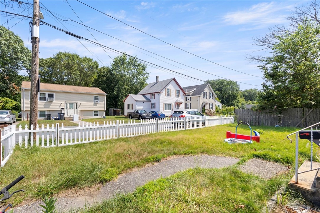 65 Perkins Avenue Cranston, RI 02910 - Photo 22 of 23