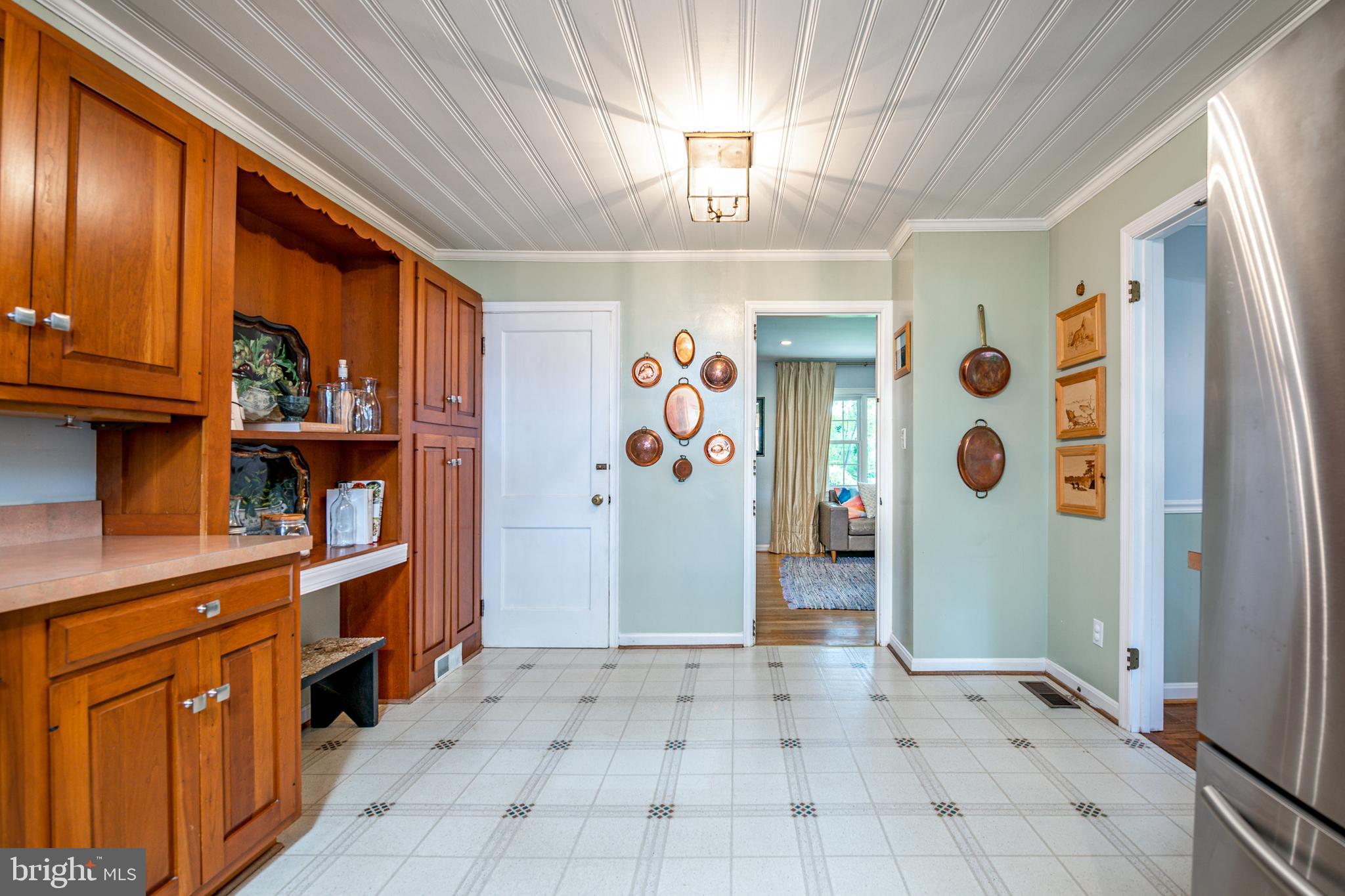 7105 Coventry Road Alexandria, VA 22306 - Photo 10 of 45 Gallery Image 10