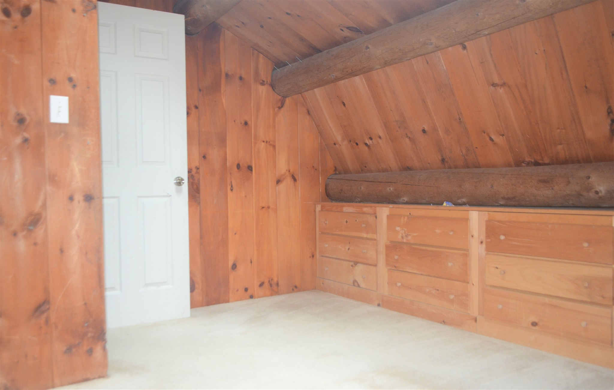 223 Raymond Road Nottingham, NH 03290 - Photo 14 of 40