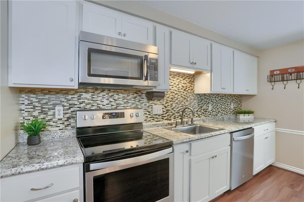 98 Buckhill Road Pittsburgh, PA 15237 - Photo 12 of 33 updated kitchen