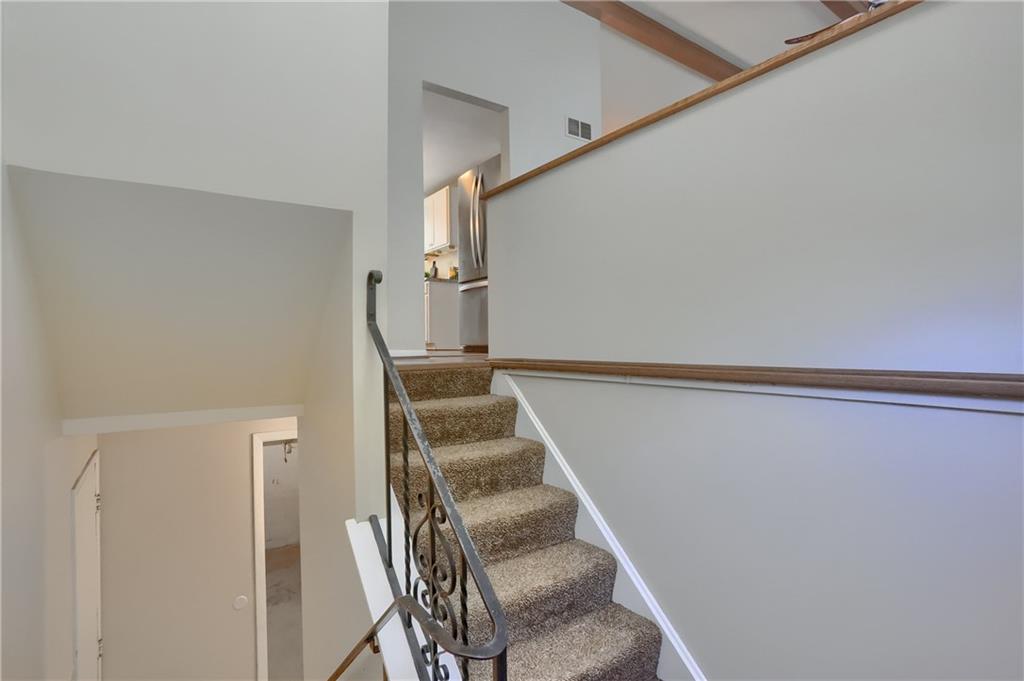 98 Buckhill Road Pittsburgh, PA 15237 - Photo 3 of 33 Entry steps looking to the main floor