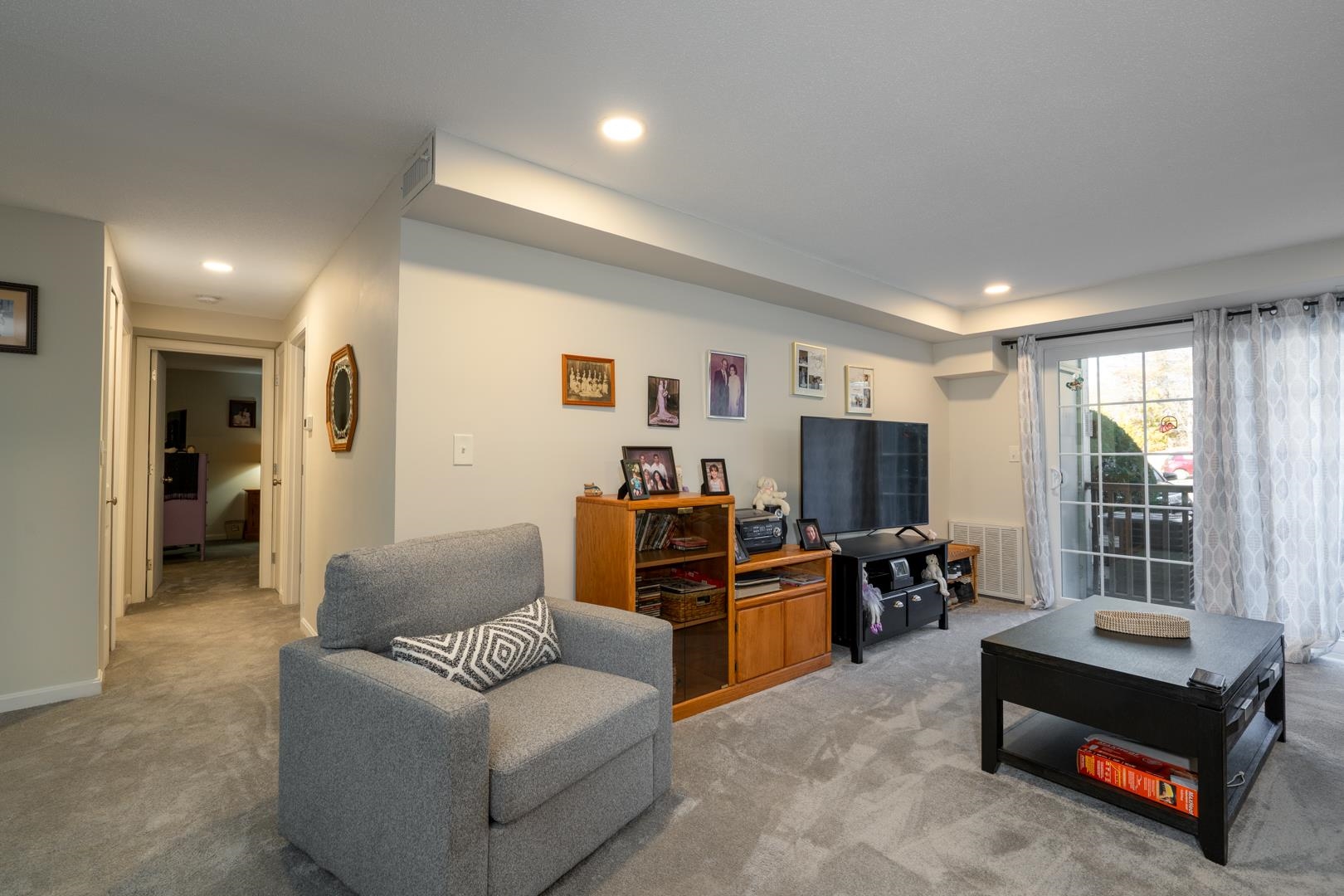217 Cannongate Road, Unit 217 Nashua, NH 03063 - Photo 4 of 22 Gallery Image 4