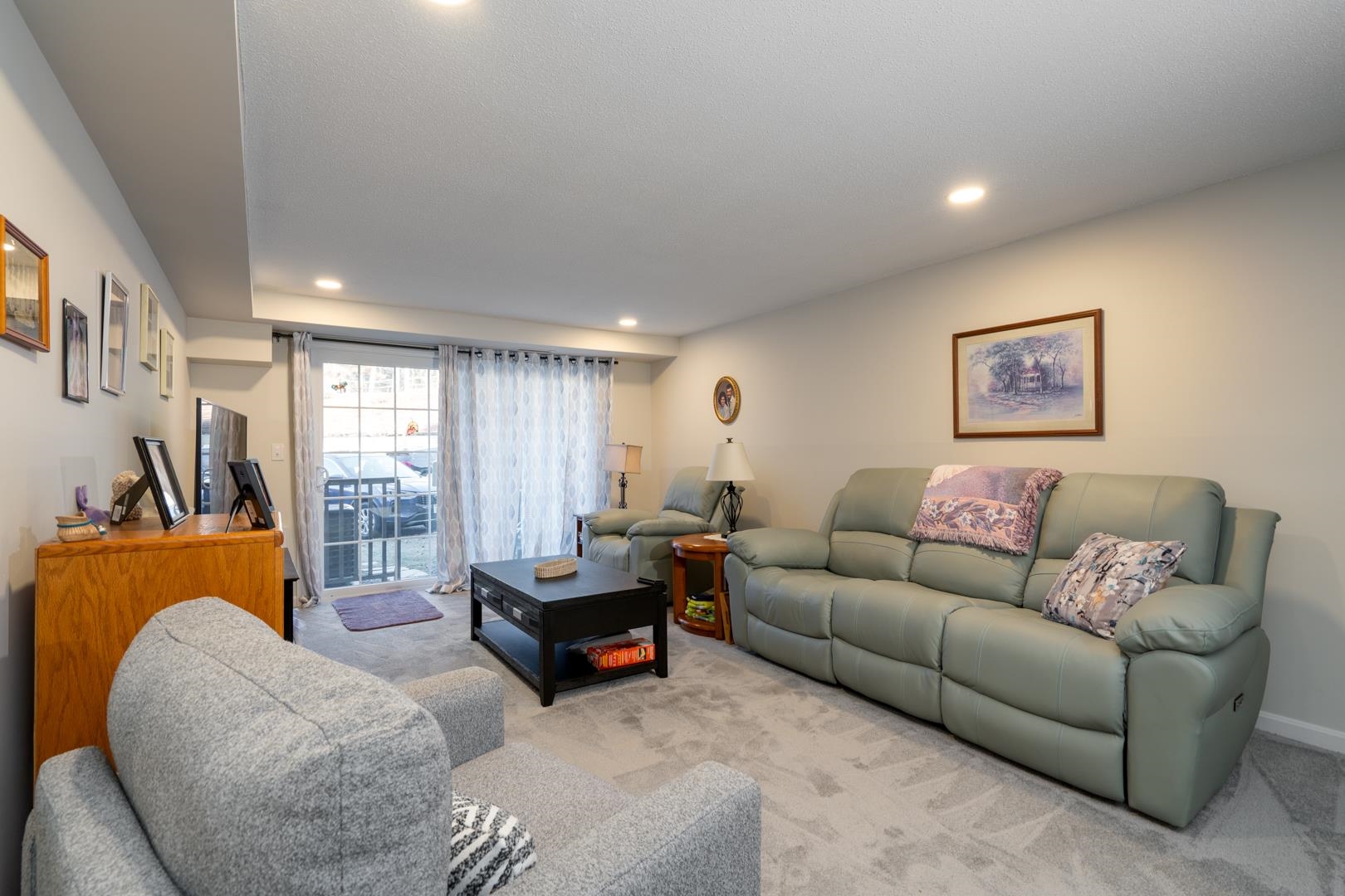 217 Cannongate Road, Unit 217 Nashua, NH 03063 - Photo 5 of 22 Gallery Image 5