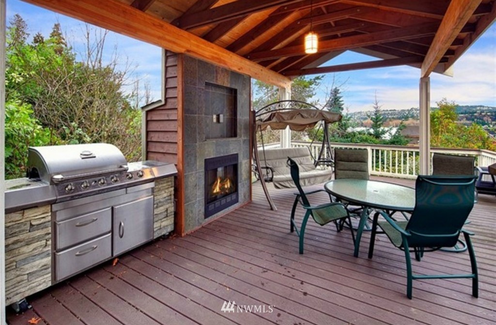 4421 Ferncroft Road Mercer Island, WA 98040 - Photo 14 of 15