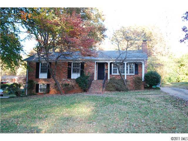 827 Burnley Road Charlotte, NC 28210 - Photo 1 of 15 Gallery Image 1