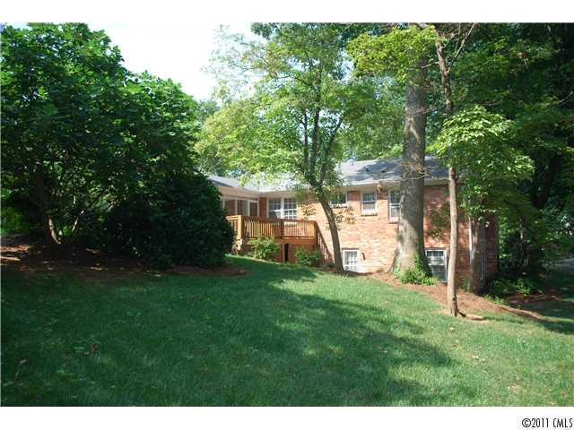 827 Burnley Road Charlotte, NC 28210 - Photo 13 of 15 Gallery Image 13