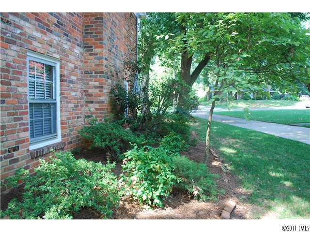 827 Burnley Road Charlotte, NC 28210 - Photo 15 of 15 Gallery Image 15