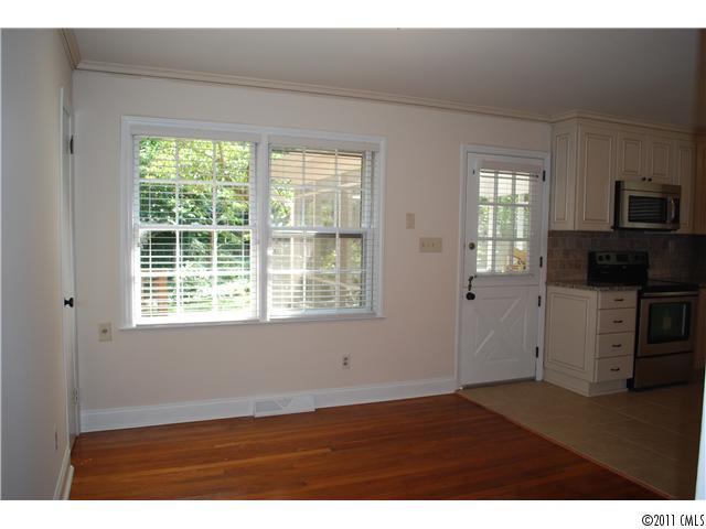 827 Burnley Road Charlotte, NC 28210 - Photo 3 of 15 Gallery Image 3
