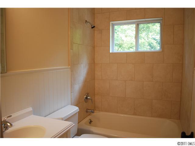 827 Burnley Road Charlotte, NC 28210 - Photo 6 of 15 Gallery Image 6