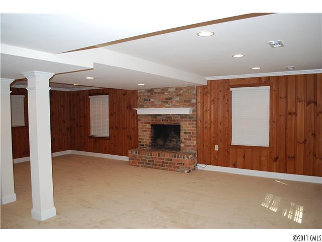 827 Burnley Road Charlotte, NC 28210 - Photo 8 of 15 Gallery Image 8