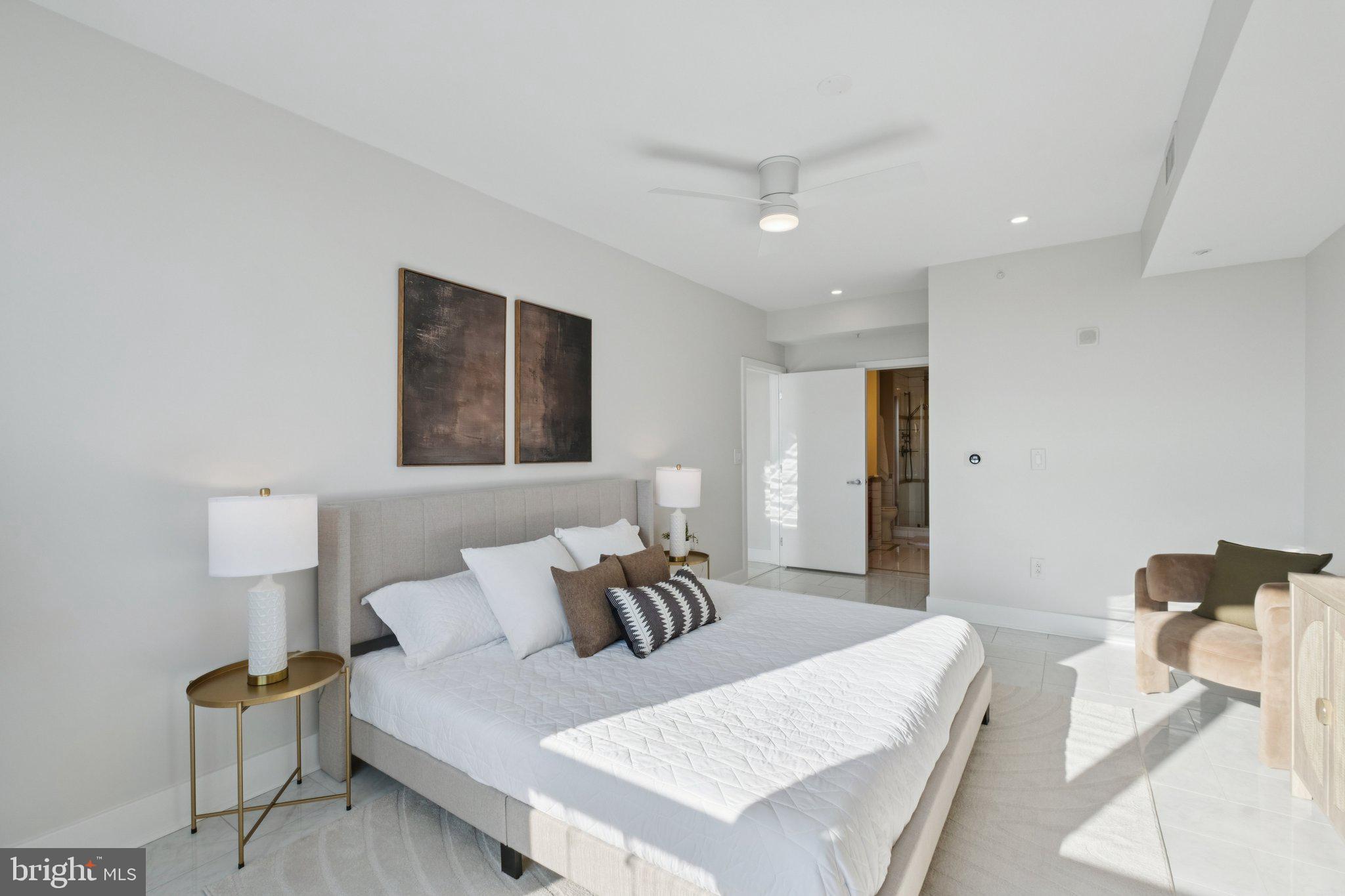 717 South Christopher Columbus Boulevard, Unit 802 Philadelphia, PA 19147 - Photo 22 of 56