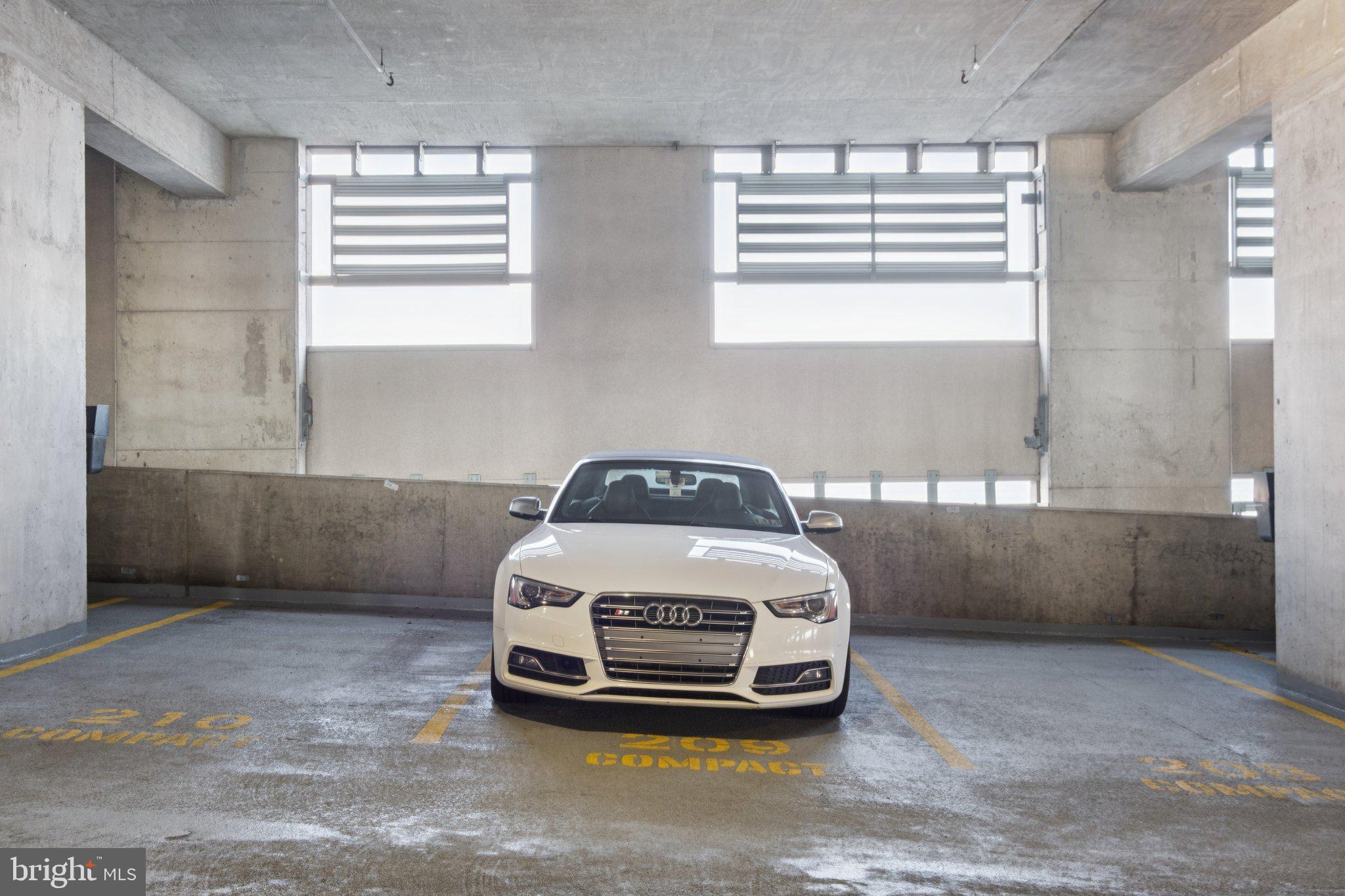 717 South Christopher Columbus Boulevard, Unit 802 Philadelphia, PA 19147 - Photo 34 of 56