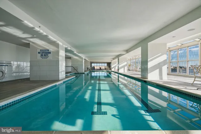 $700,000 | 717 South Christopher Columbus Boulevard, Unit 802, Philadelphia, PA 19147