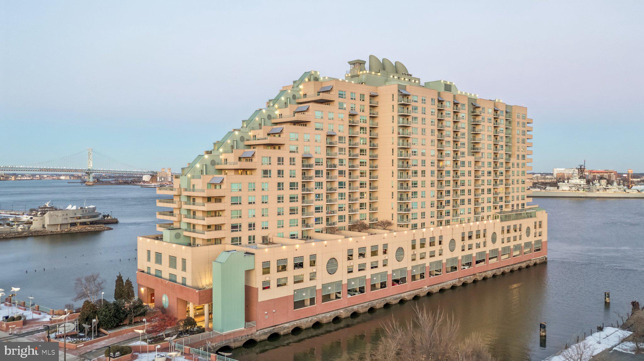 717 South Christopher Columbus Boulevard, Unit 802 Philadelphia, PA 19147 - Photo 55 of 56