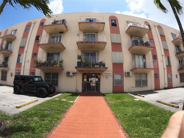 $229,000 | 6820 West Flagler Street, Unit 101, Miami, FL 33144