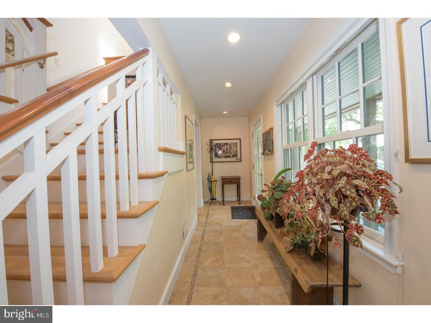 113 Radnor Street Road Wayne, PA 19087 - Photo 2 of 25 Hallway