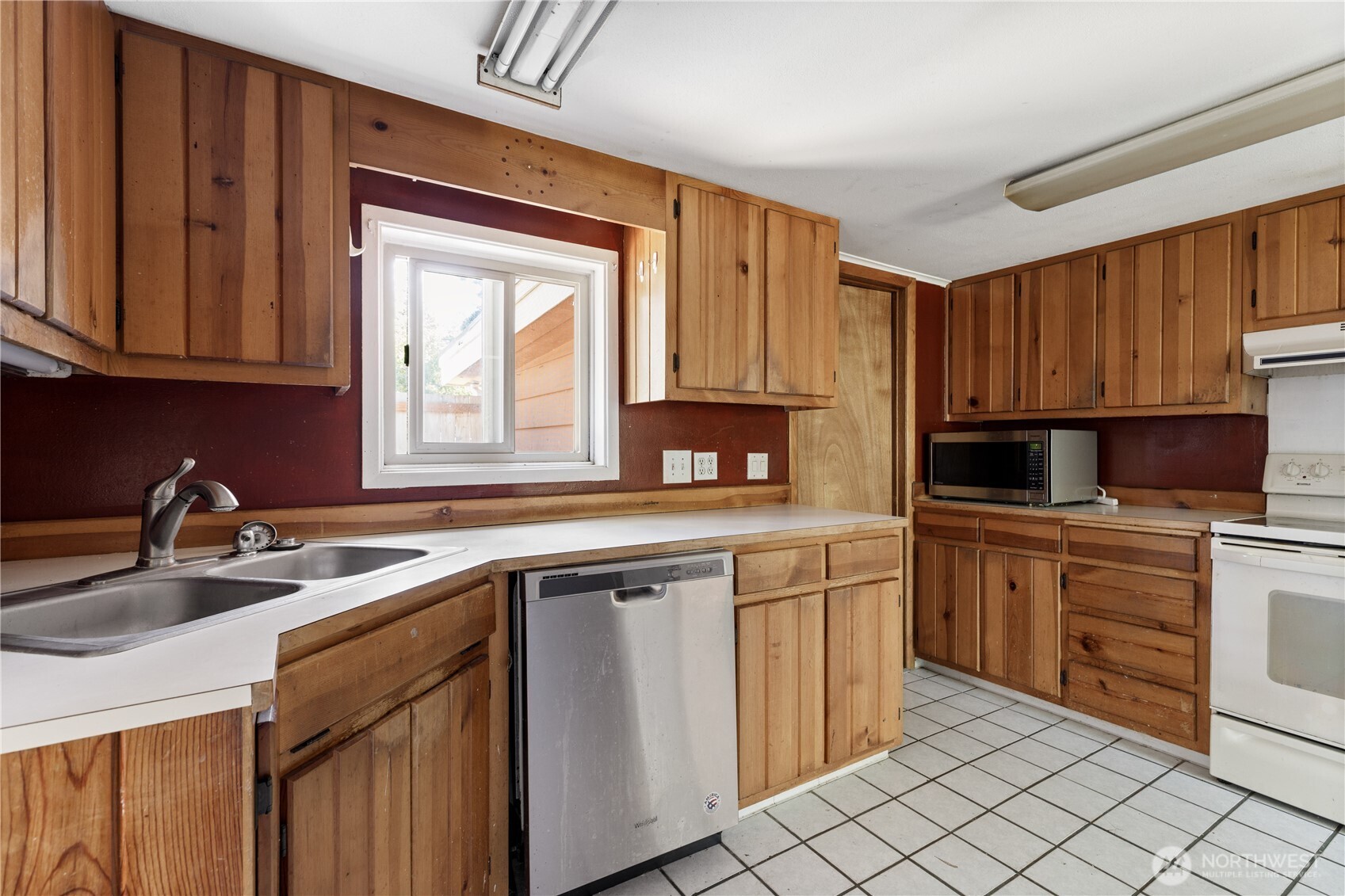 1066 View Ridge Drive Oak Harbor, WA 98277 - Photo 4 of 27 Gallery Image 4