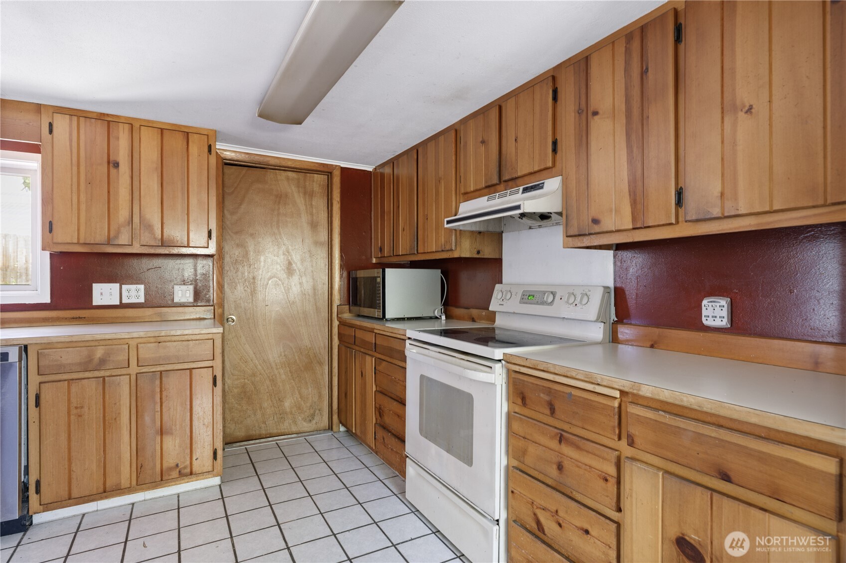 1066 View Ridge Drive Oak Harbor, WA 98277 - Photo 5 of 27 Gallery Image 5