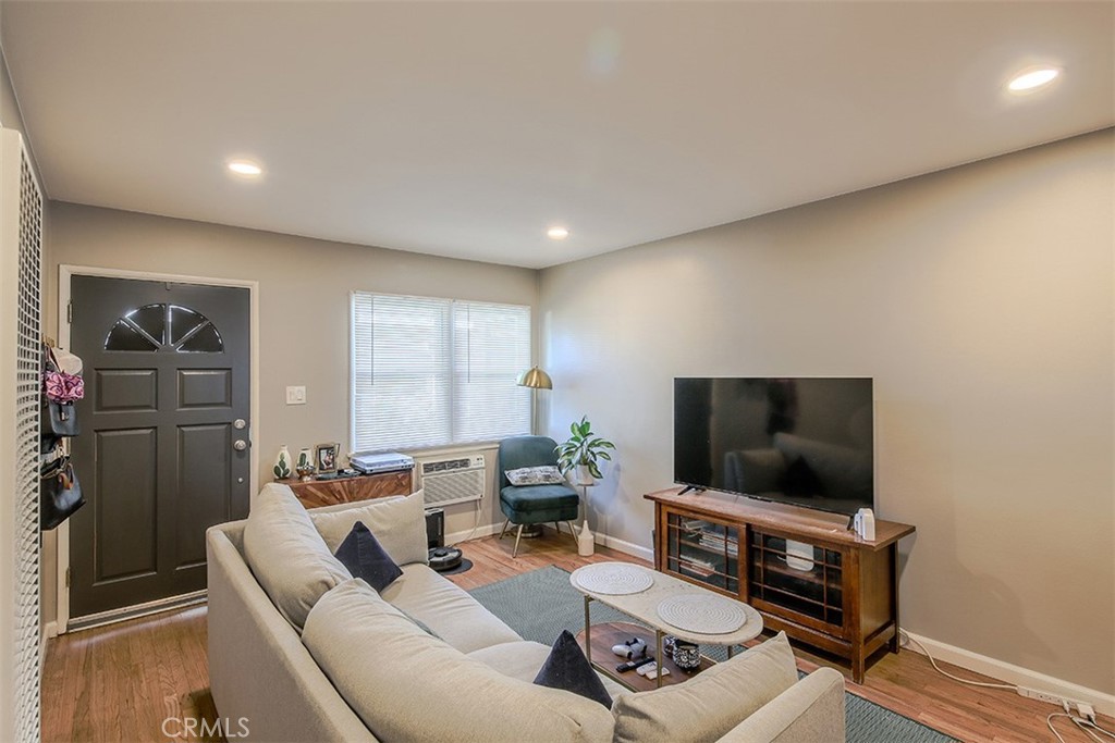 630 West Foothill Boulevard Monrovia, CA 91016 - Photo 20 of 28