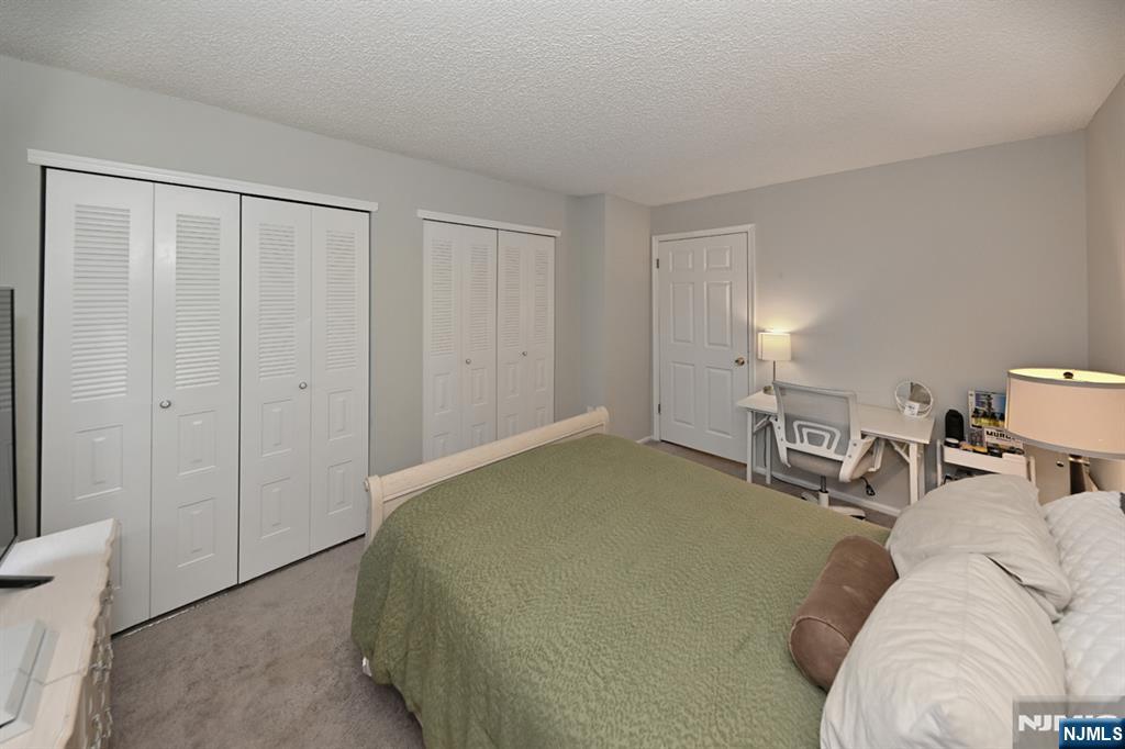 893 Tuliptree Court Mahwah, NJ 07430 - Photo 14 of 26