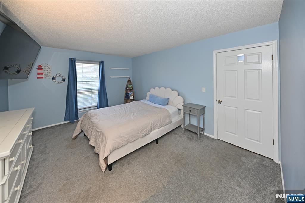 893 Tuliptree Court Mahwah, NJ 07430 - Photo 17 of 26